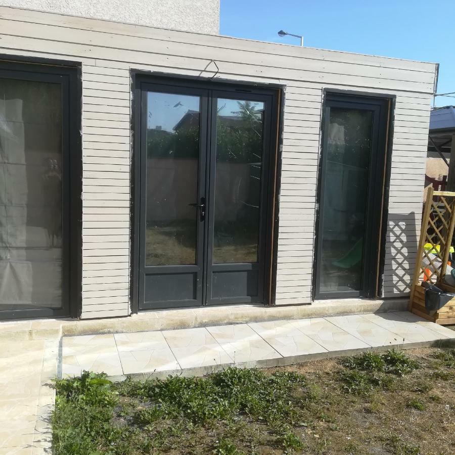 Studio Dependance Maison, 5 Mnt Gare & Tram Vénissieux Exterior foto